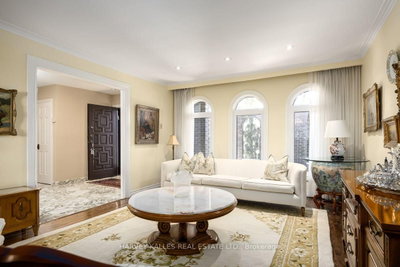 30 Coreydale Court • Toronto, ON photo 8