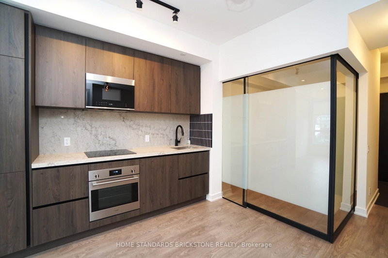 3803 - 108 PETER Street