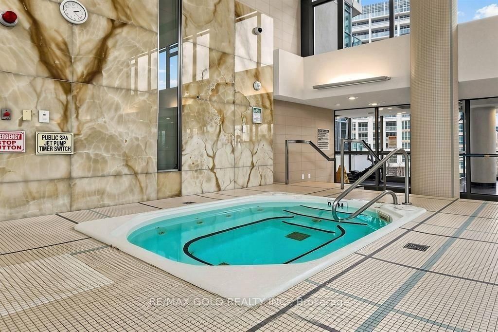 209 Fort York Boulevard • #1357 • Toronto, ON photo 33