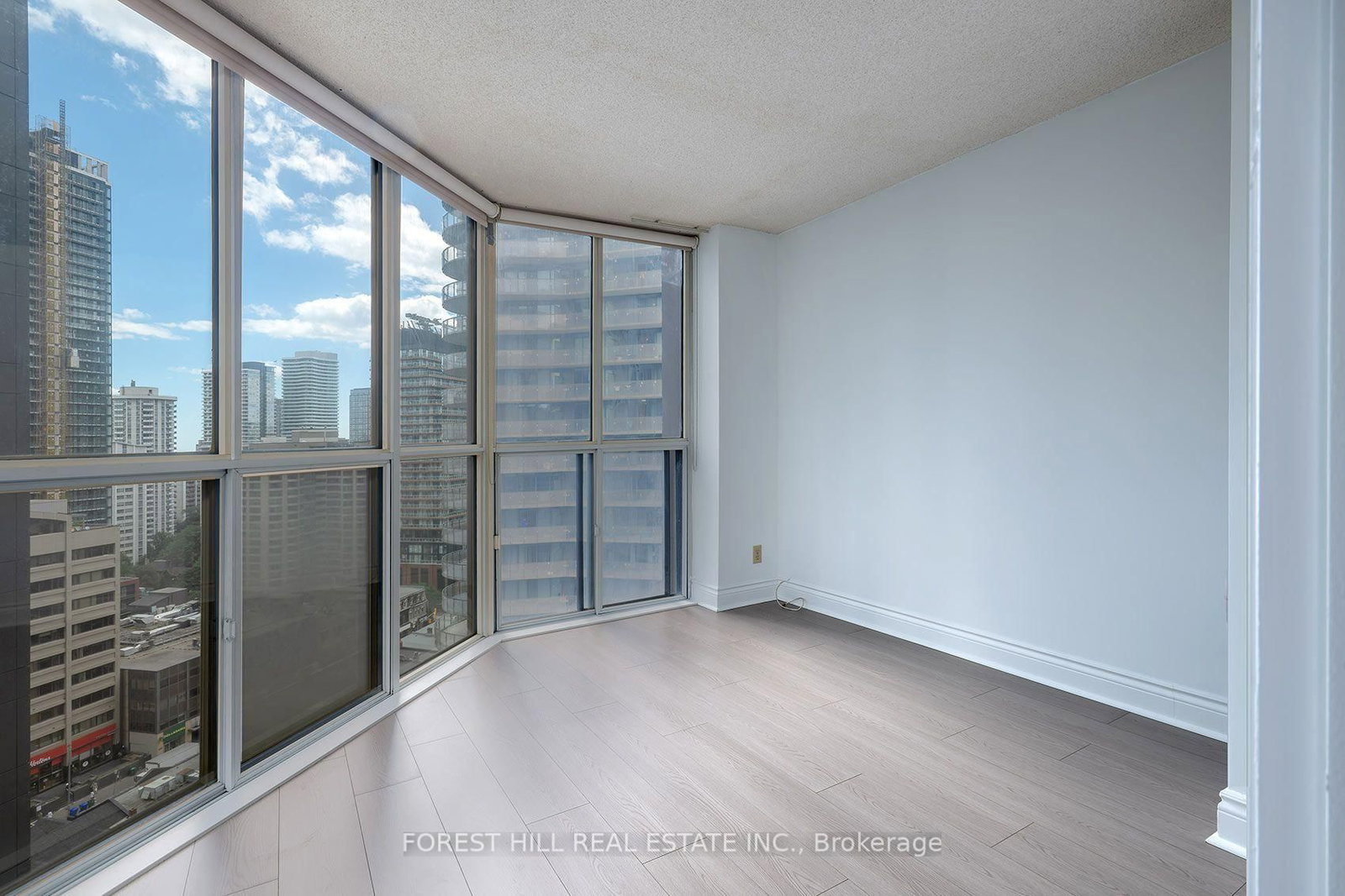24 Wellesley Street W • #1811 • Toronto, ON photo 20