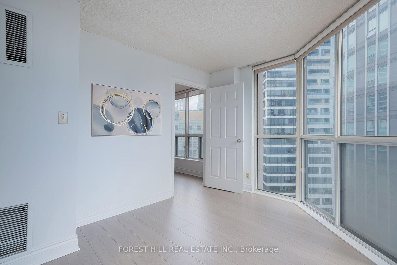 24 Wellesley Street W • #1811 • Toronto, ON photo 21