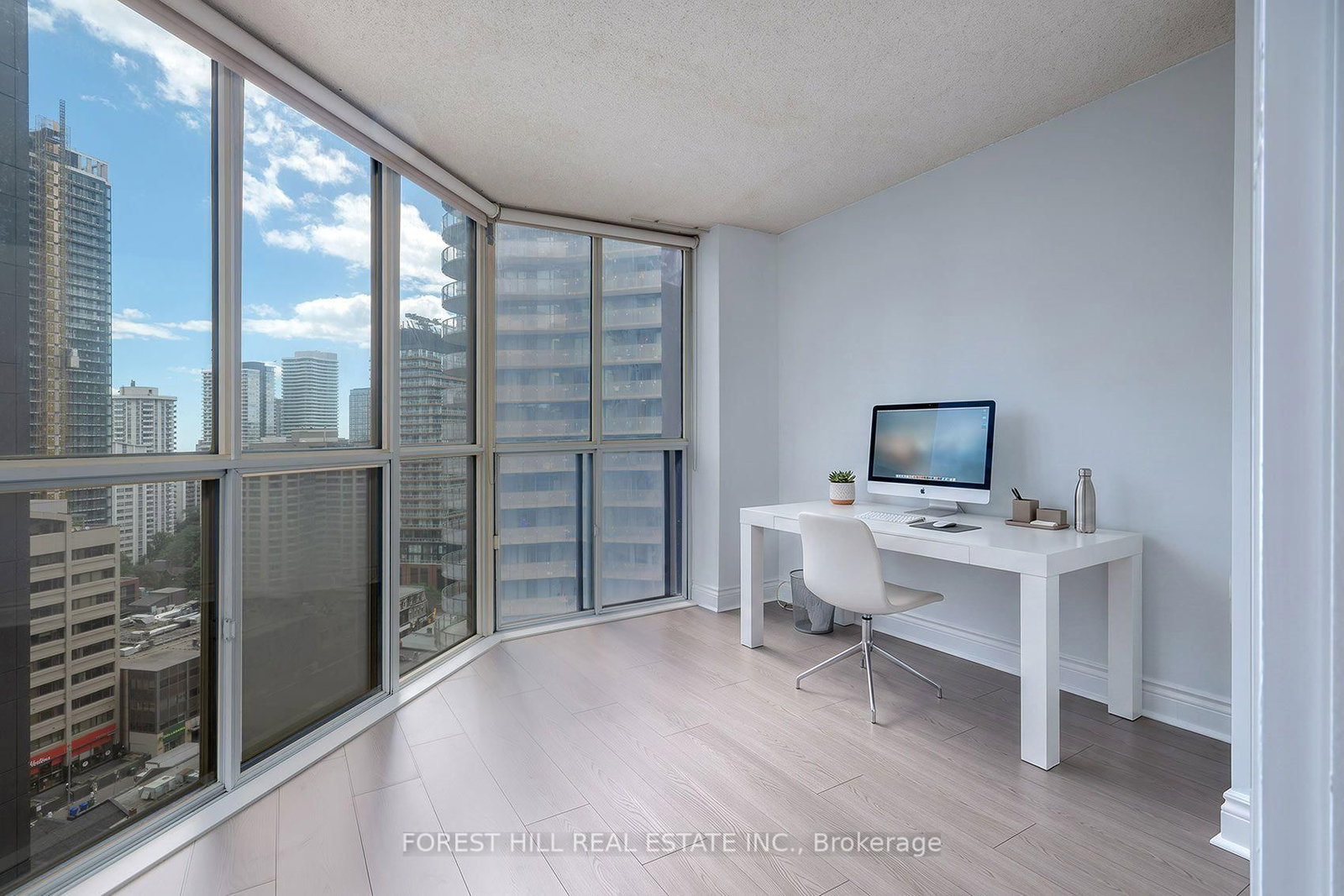 24 Wellesley Street W • #1811 • Toronto, ON photo 22
