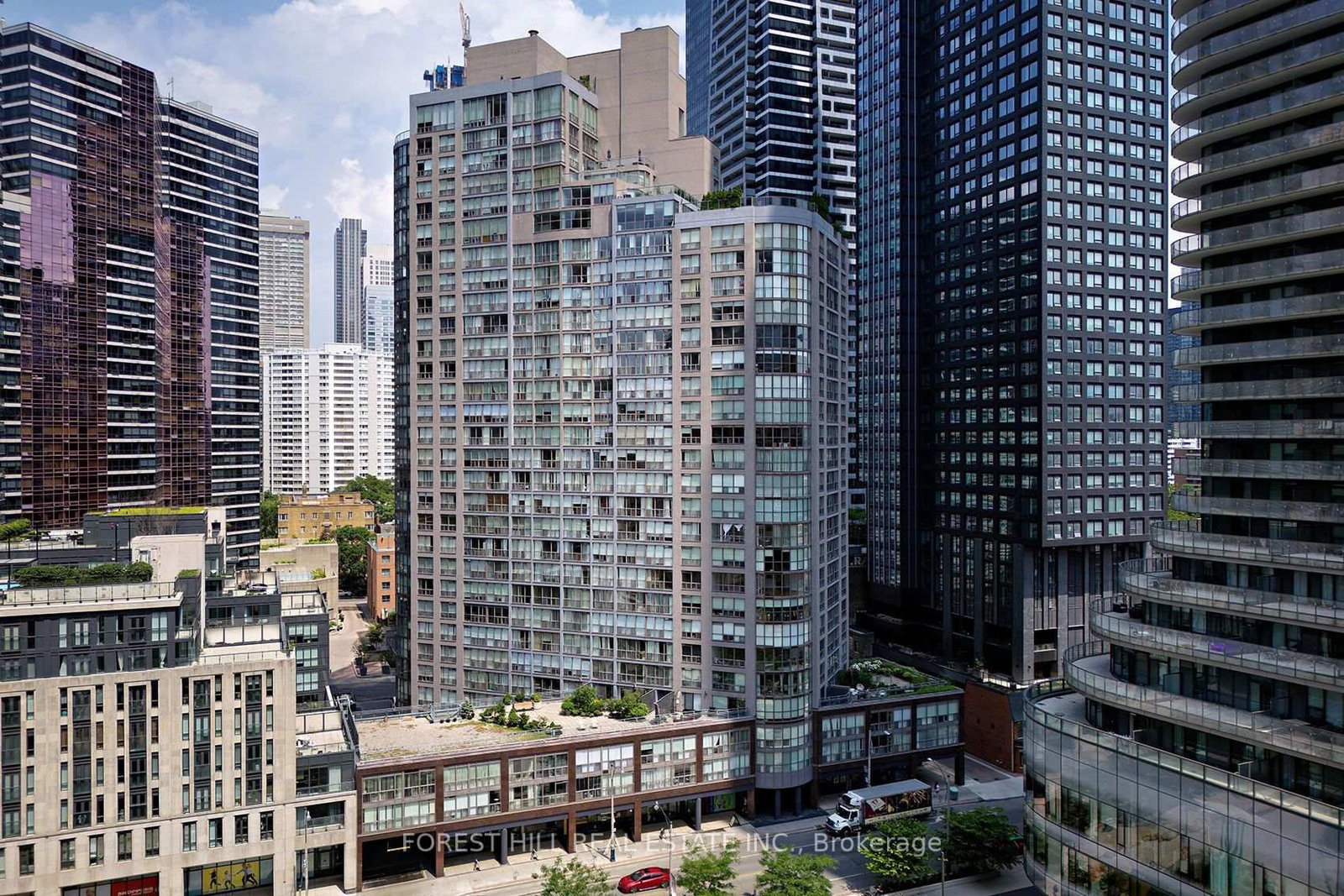 24 Wellesley Street W • #1811 • Toronto, ON photo 30