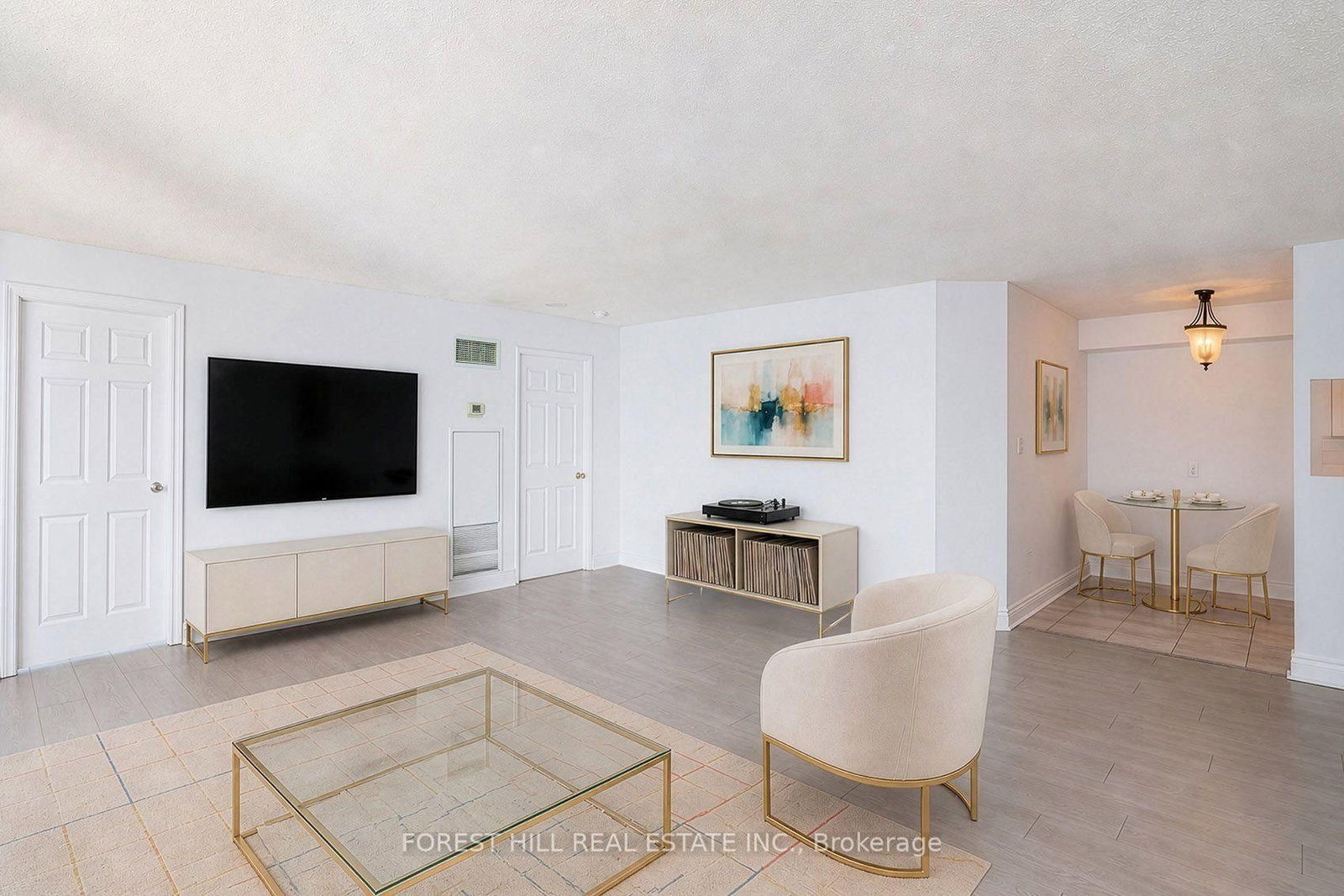 24 Wellesley Street W • #1811 • Toronto, ON photo 4