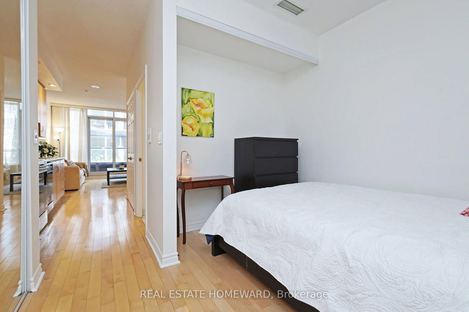 250 Wellington Street W • #PH31 • Toronto, ON photo 13