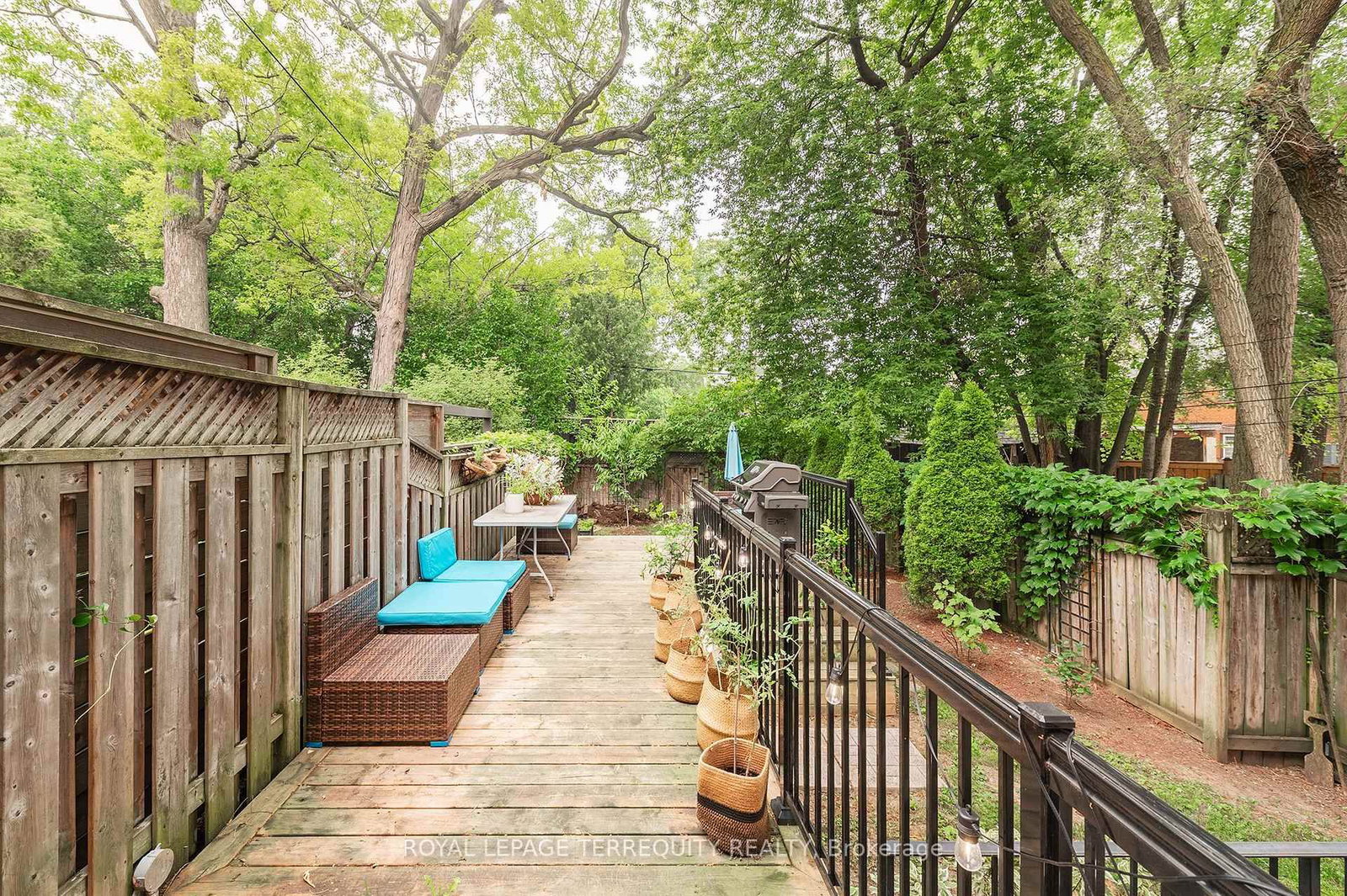 329 Walmer Road • Toronto, ON photo 47