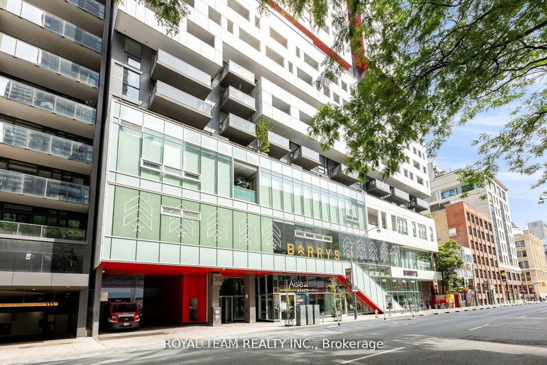 2608 - 318 Richmond Street W
