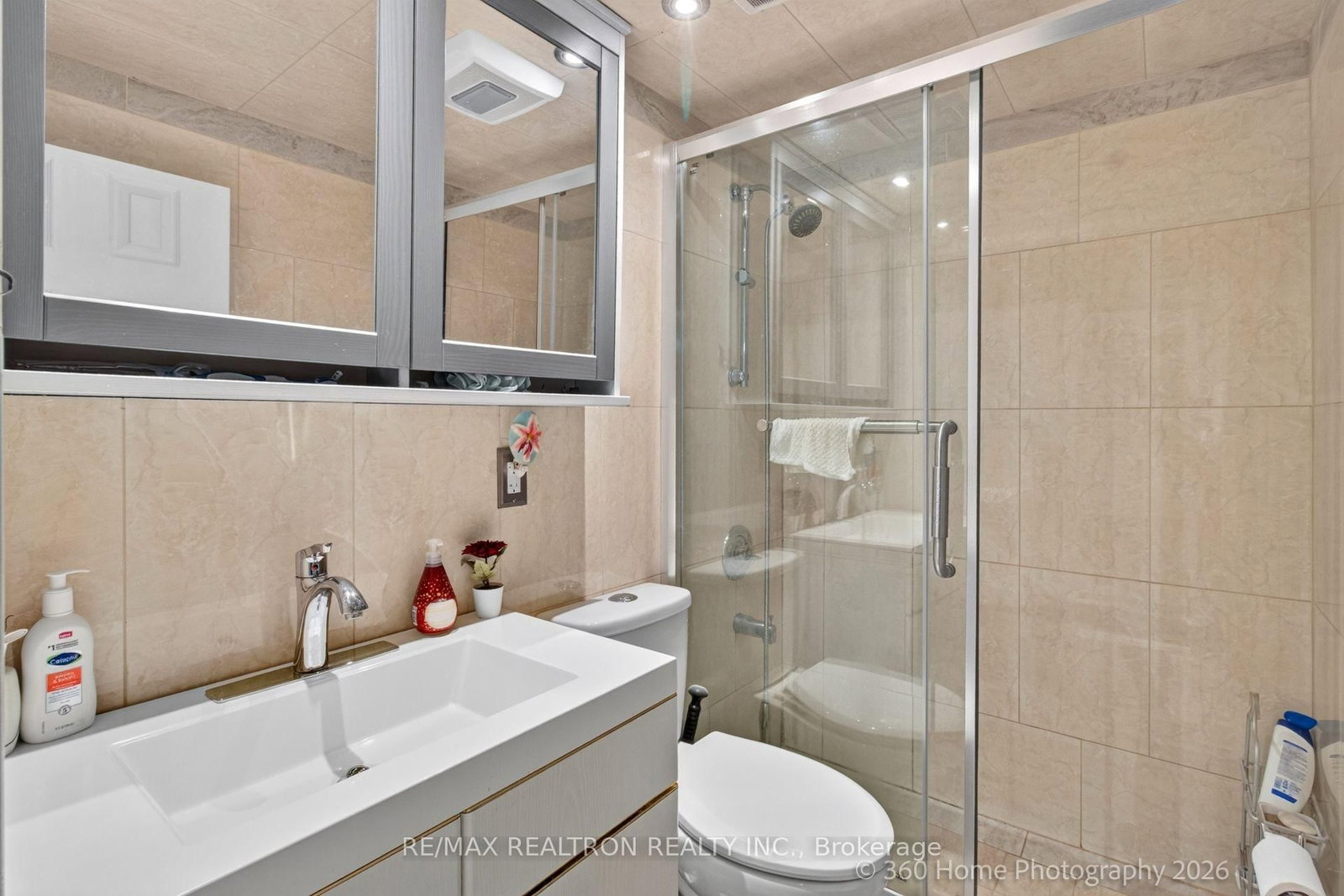 84 Ranee Avenue • Toronto, ON photo 18