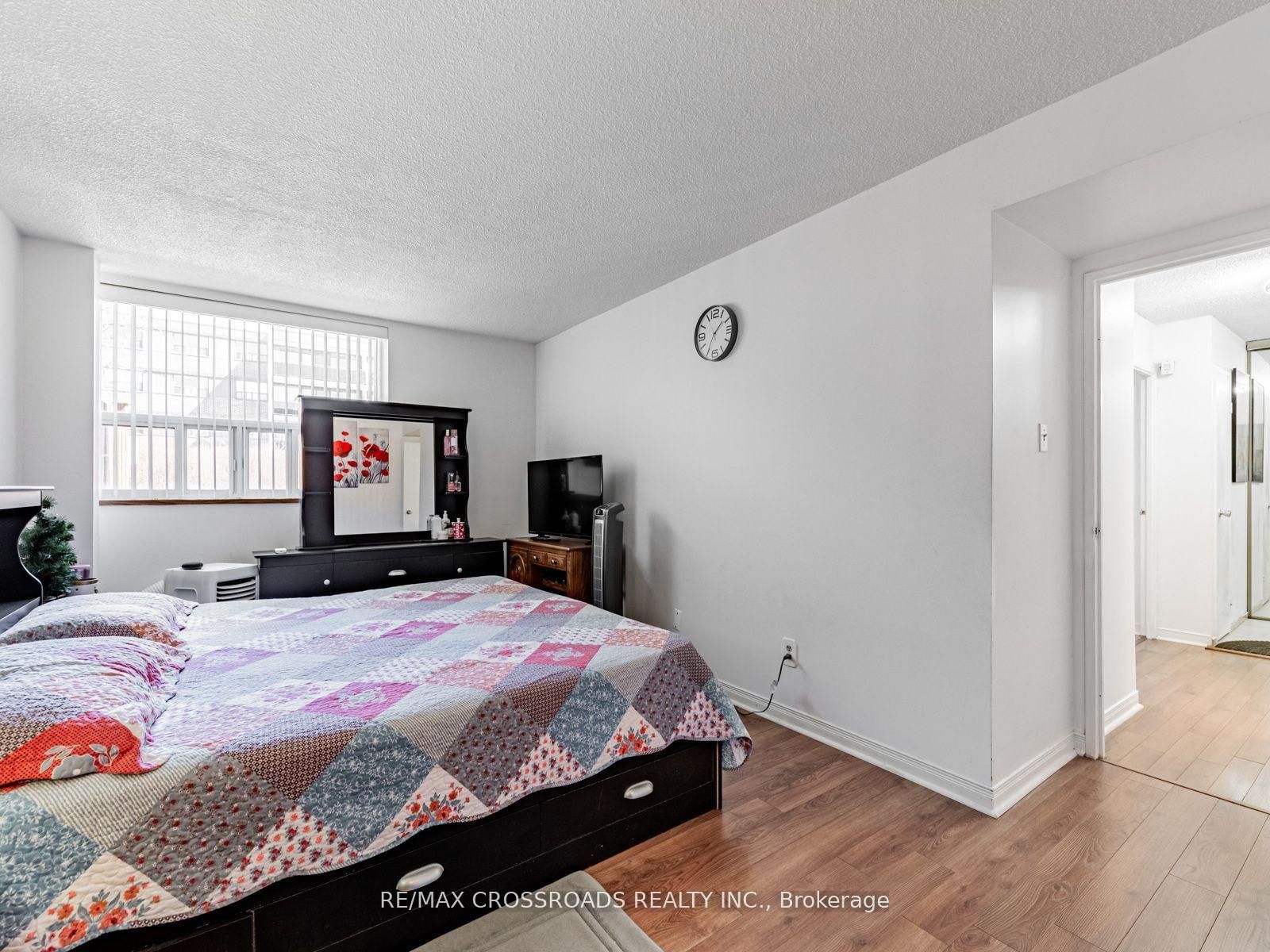 20 Sunrise Avenue • #111 • Toronto, ON photo 28