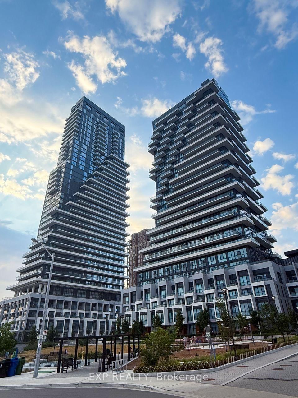 30 Inn on the Park Drive • #3104 • Toronto, ON photo 1