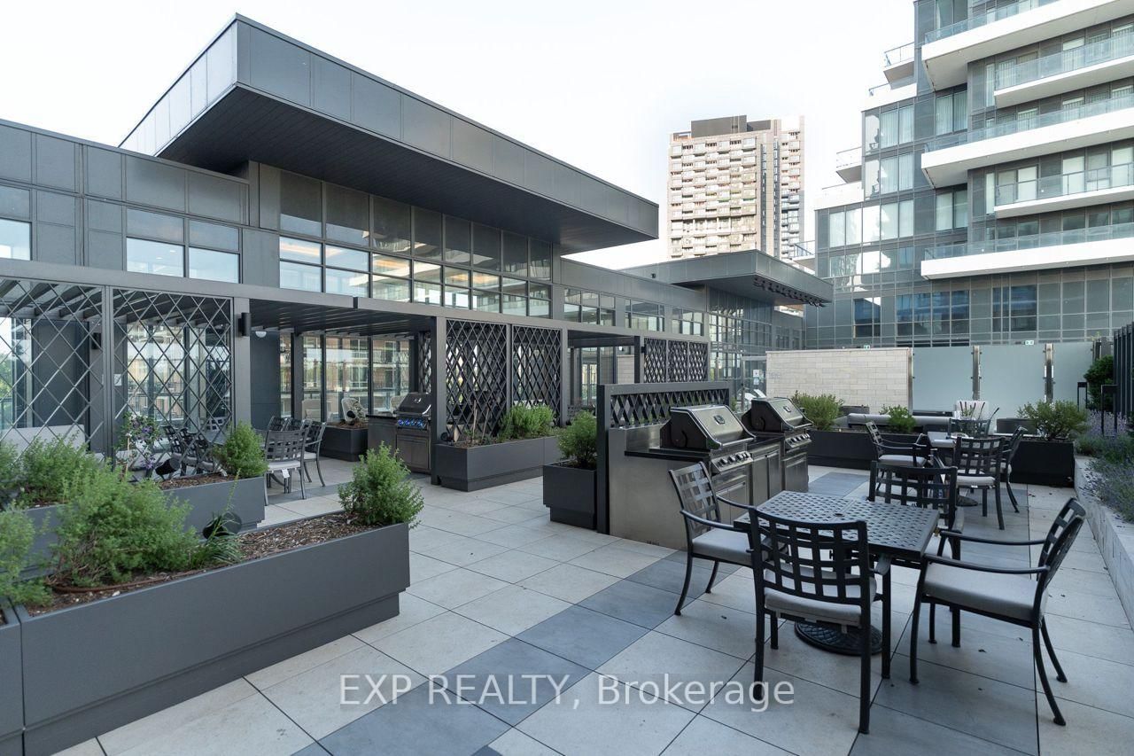 30 Inn on the Park Drive • #3104 • Toronto, ON photo 24