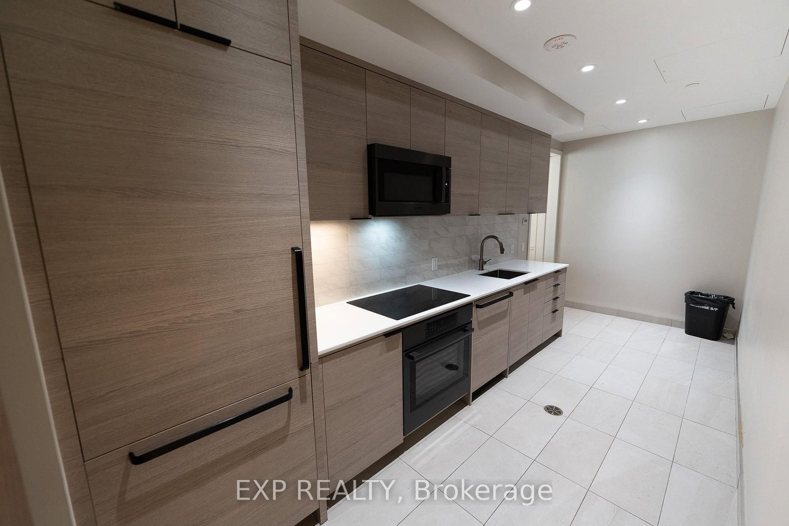 30 Inn on the Park Drive • #3104 • Toronto, ON photo 27