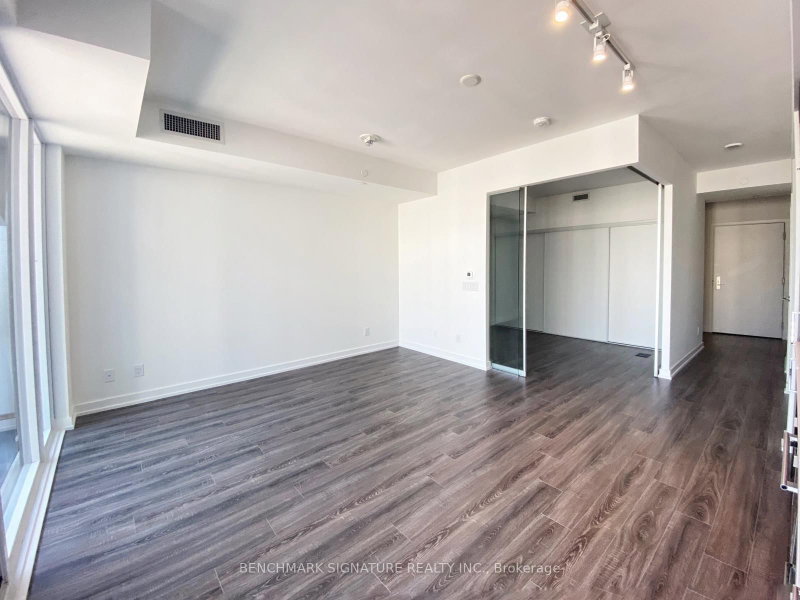 1722 - 20 Edward Street