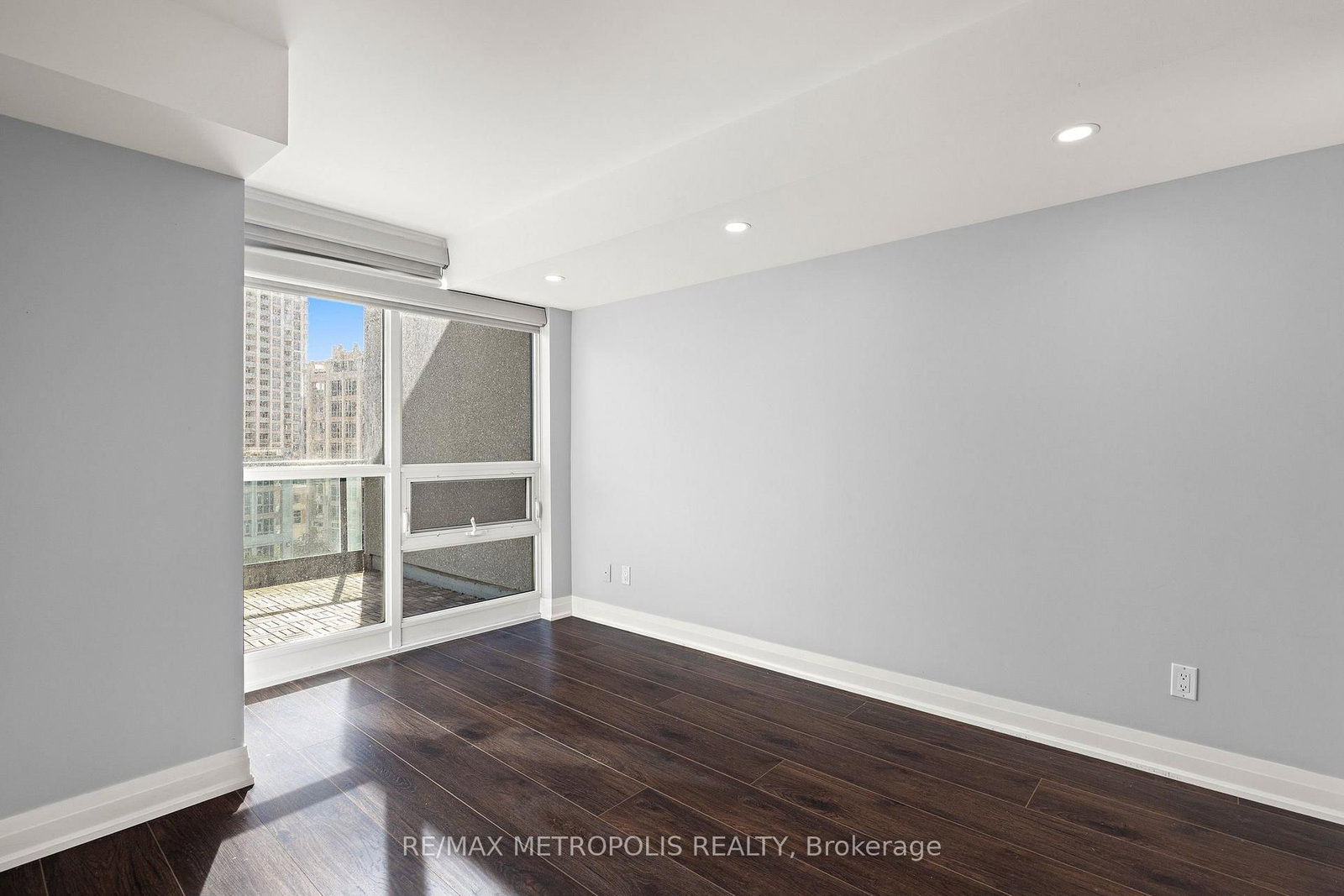 209 Fort York Boulevard • #678 • Toronto, ON photo 20