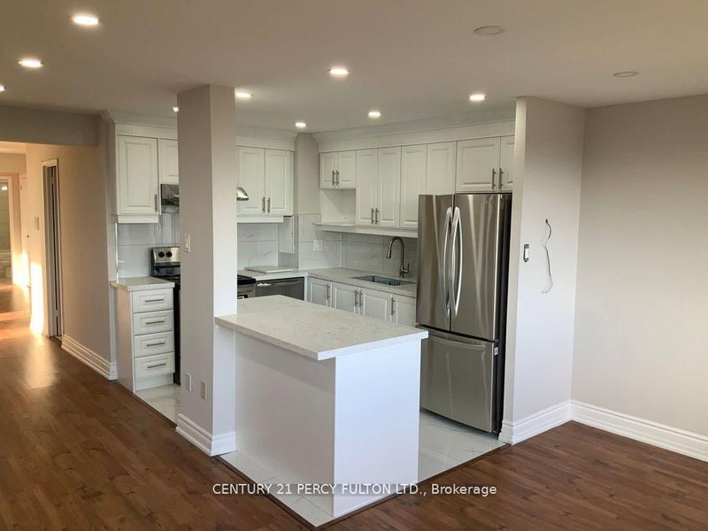 1904 - 10 Sunny Glen Way