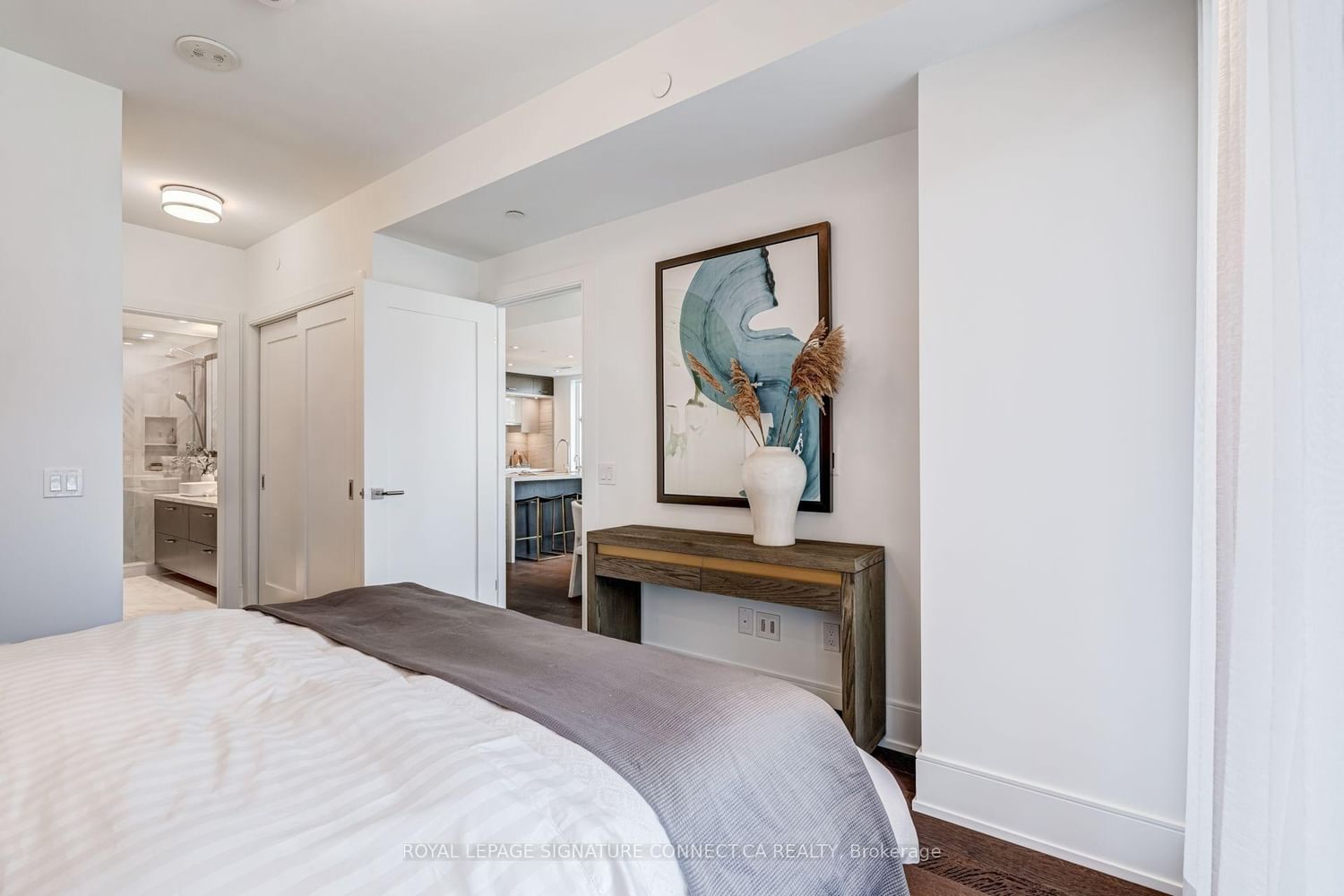 455 Wellington Street W • #402 • Toronto, ON photo 20