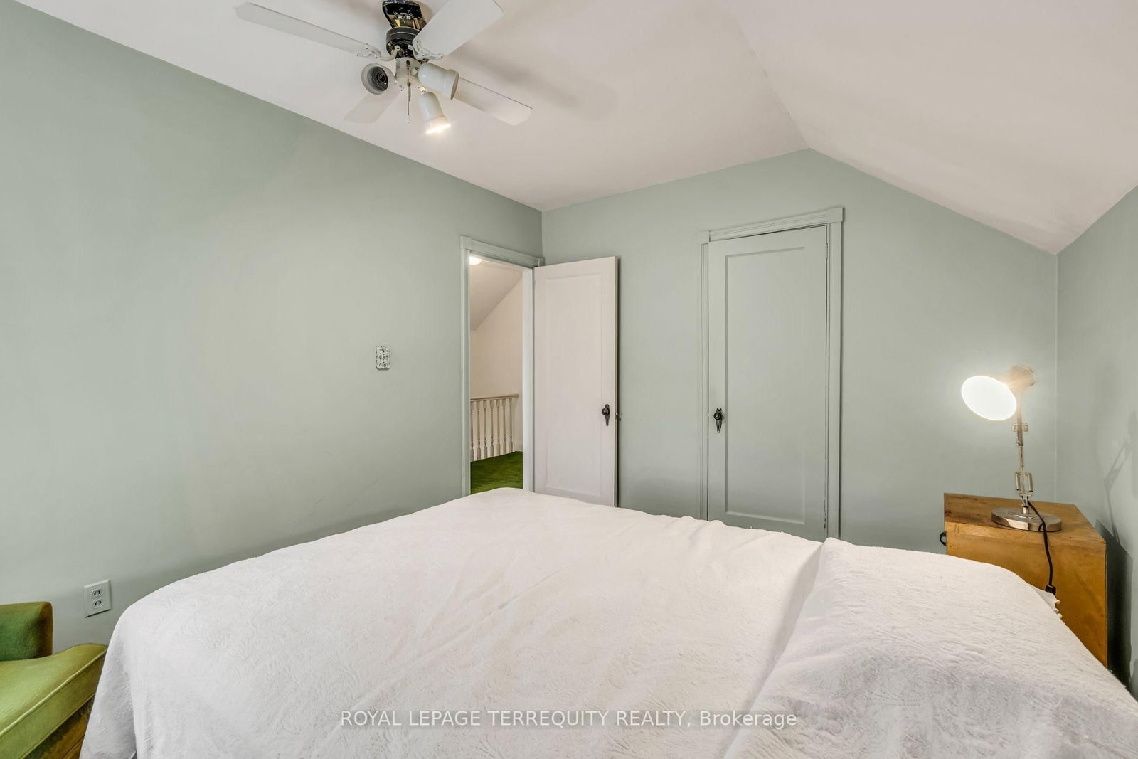 391 Sutherland Drive • Toronto, ON photo 20