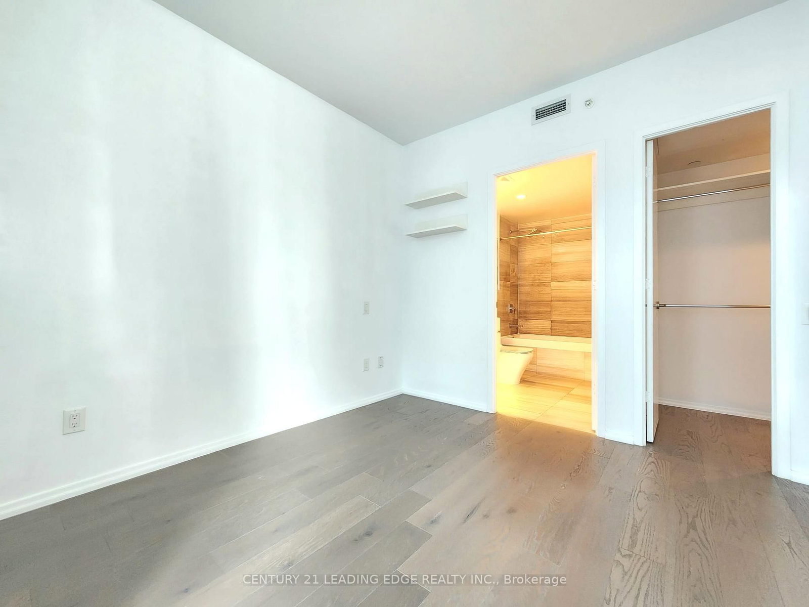 45 Charles Street E • #4511 • Toronto, ON photo 16