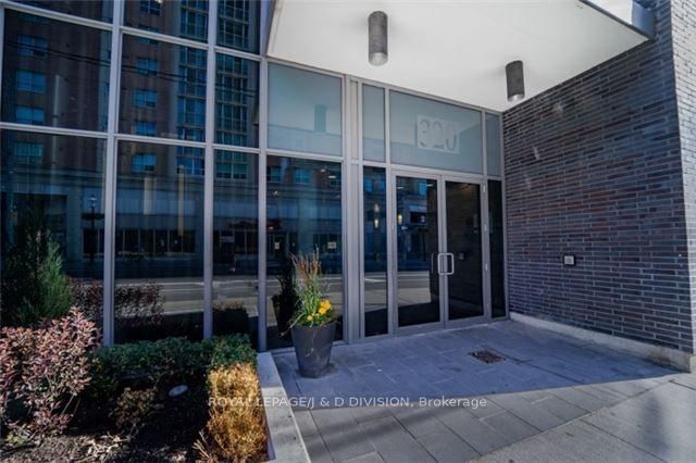 304 - 320 Richmond Street E