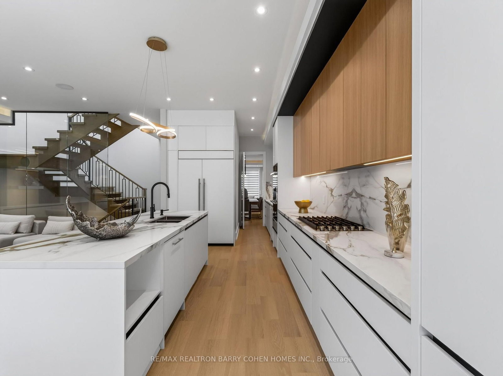 68 Lynnhaven Road • Toronto, ON photo 10