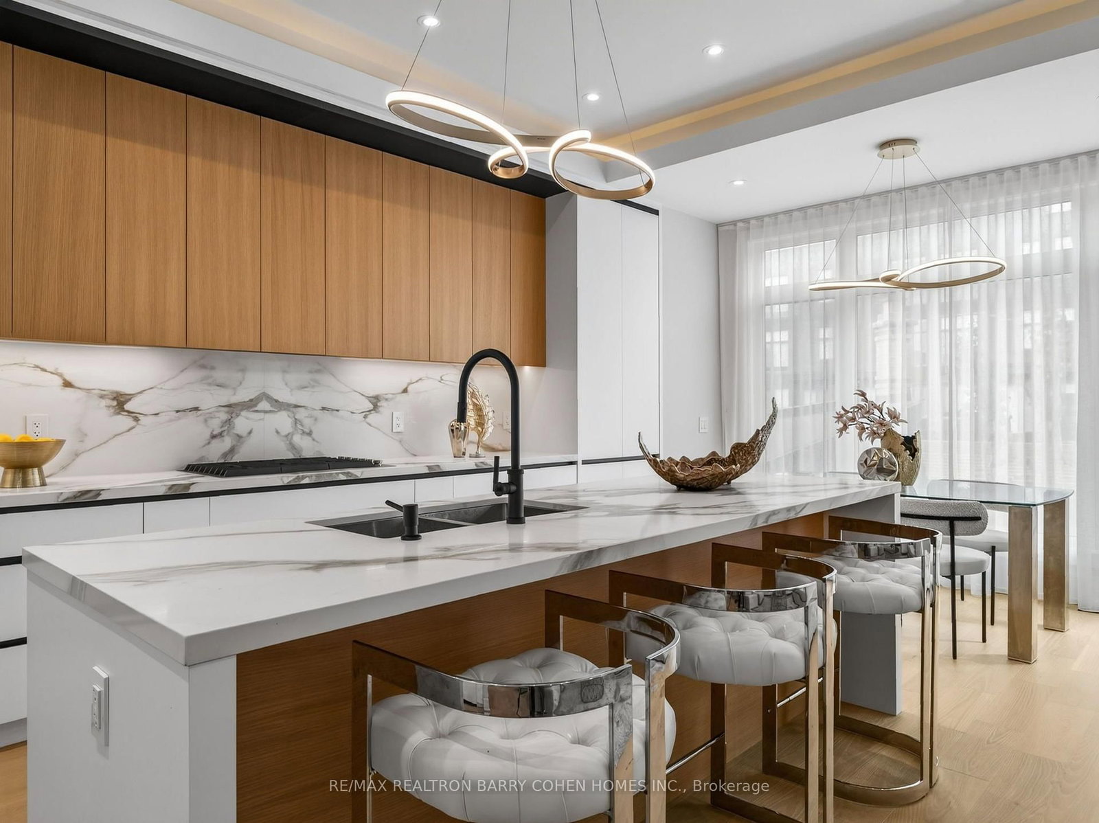 68 Lynnhaven Road • Toronto, ON photo 12