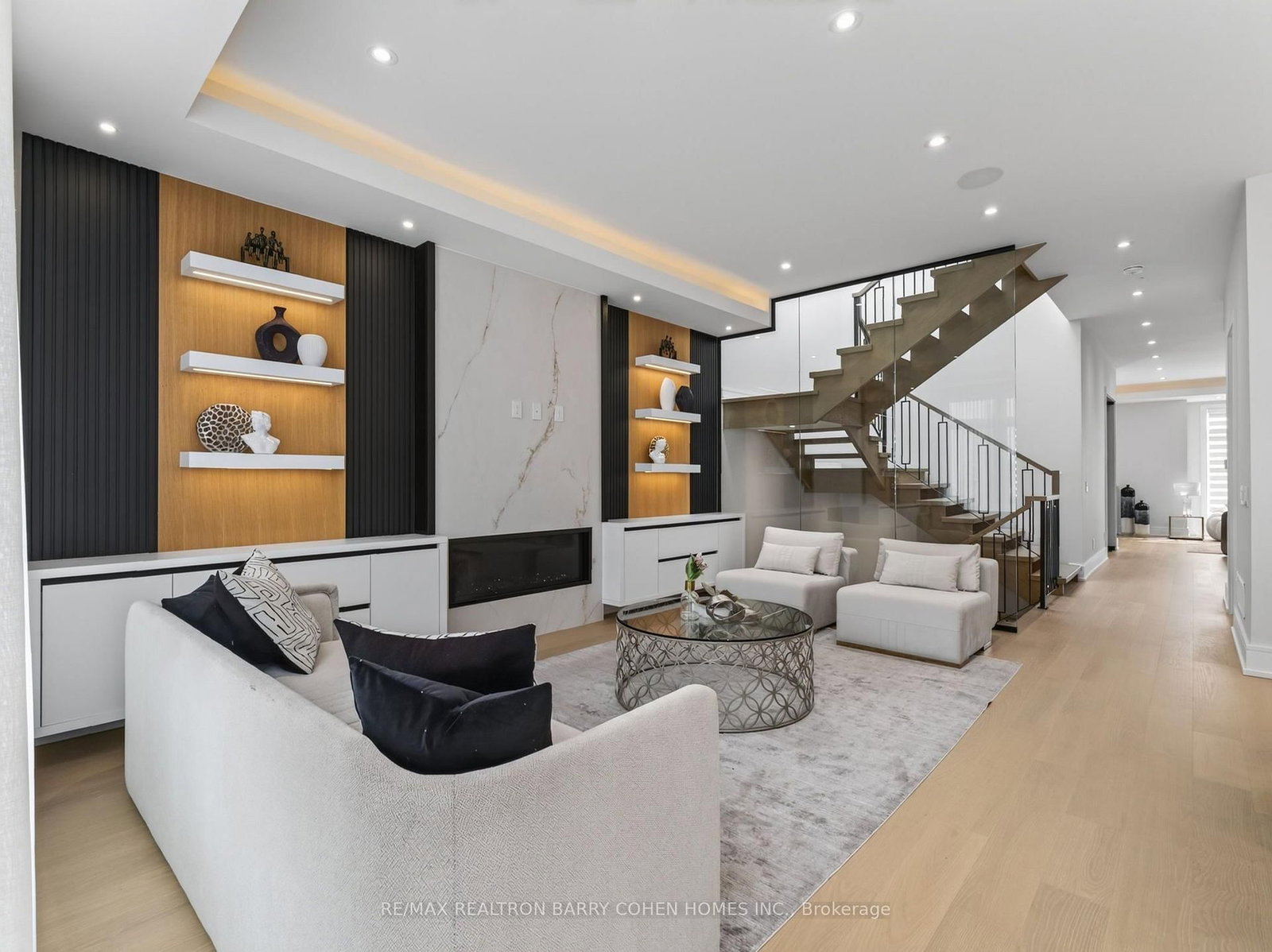 68 Lynnhaven Road • Toronto, ON photo 15