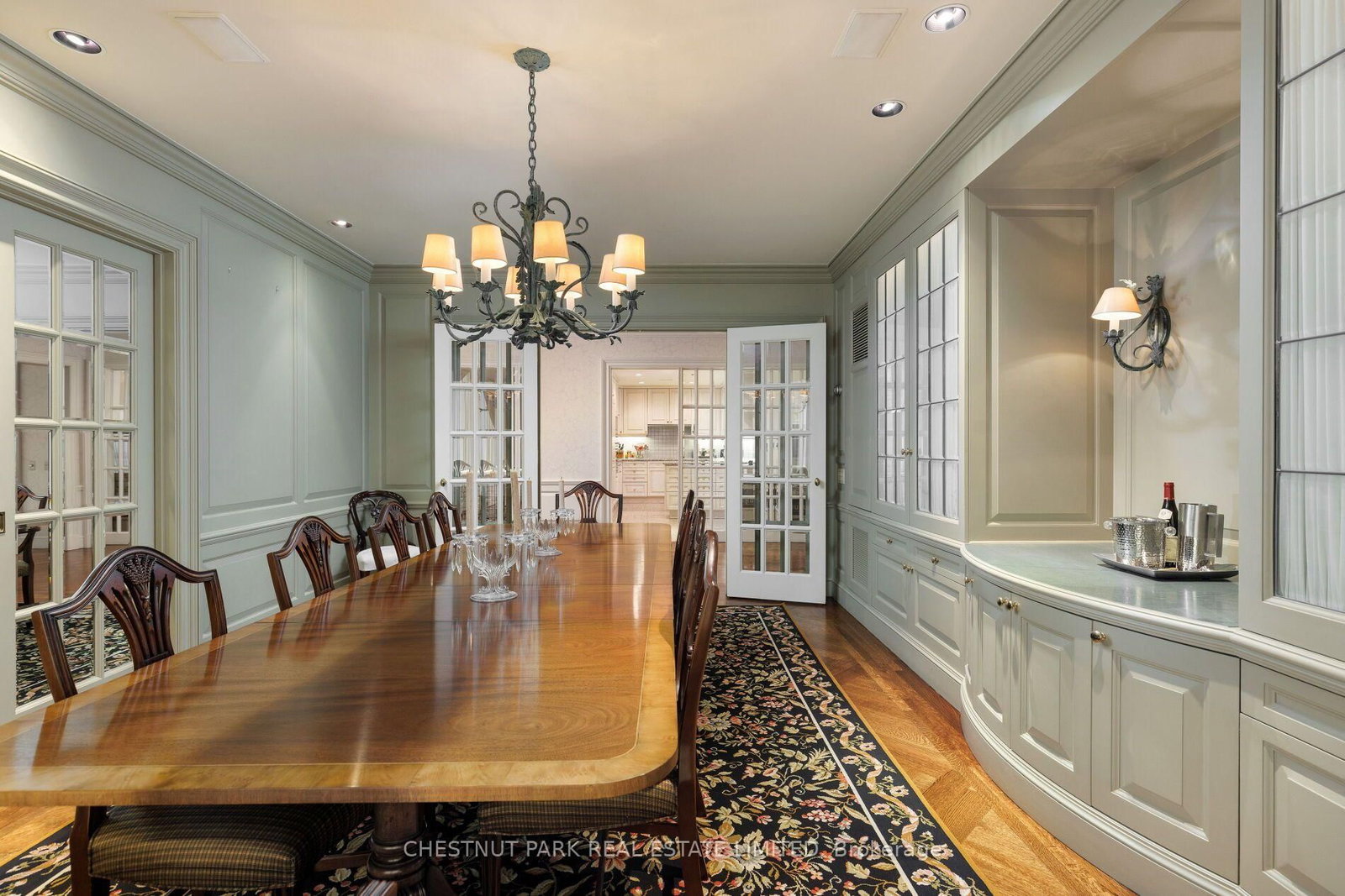 77 Avenue Road • #612 • Toronto, ON photo 15