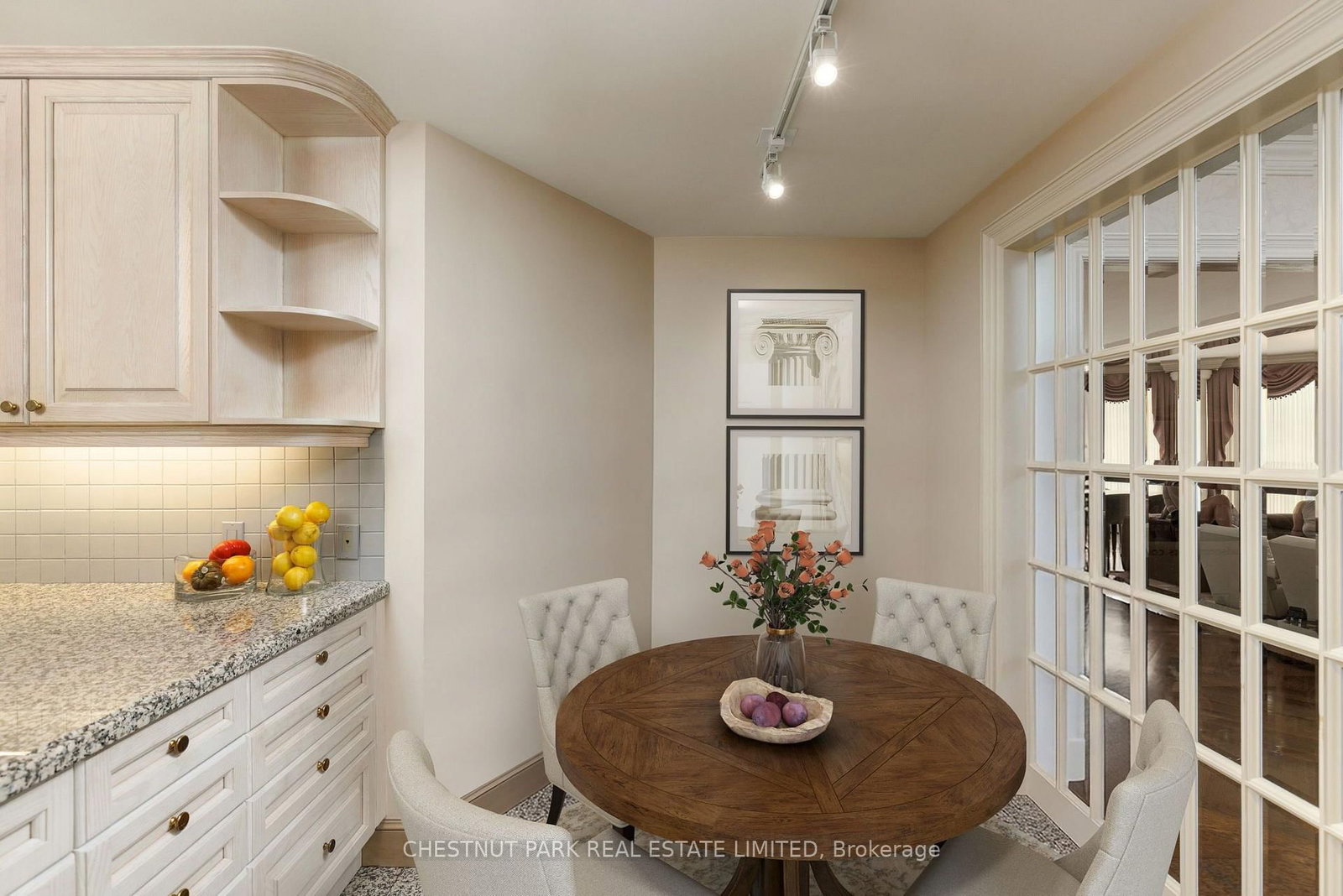 77 Avenue Road • #612 • Toronto, ON photo 19