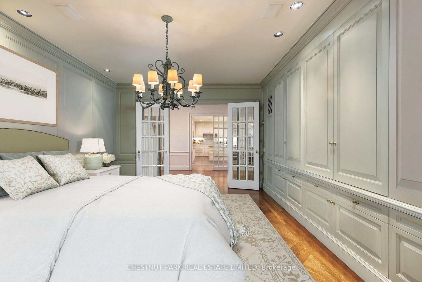 77 Avenue Road • #612 • Toronto, ON photo 33