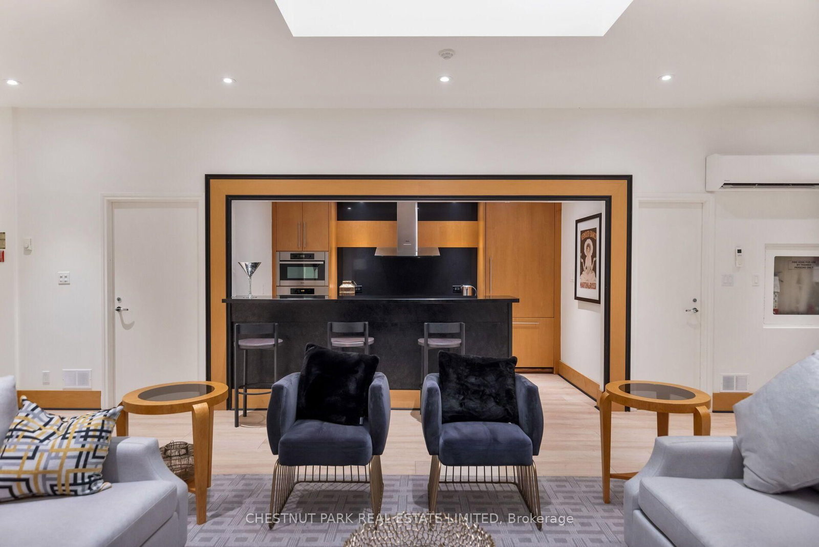 77 Avenue Road • #612 • Toronto, ON photo 43