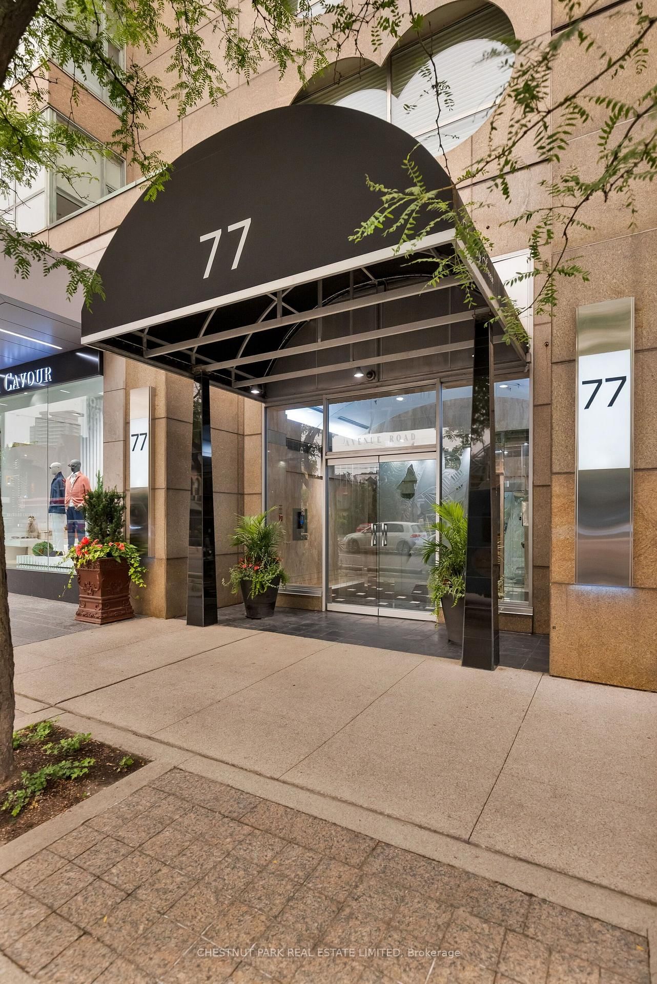 77 Avenue Road • #612 • Toronto, ON photo 46