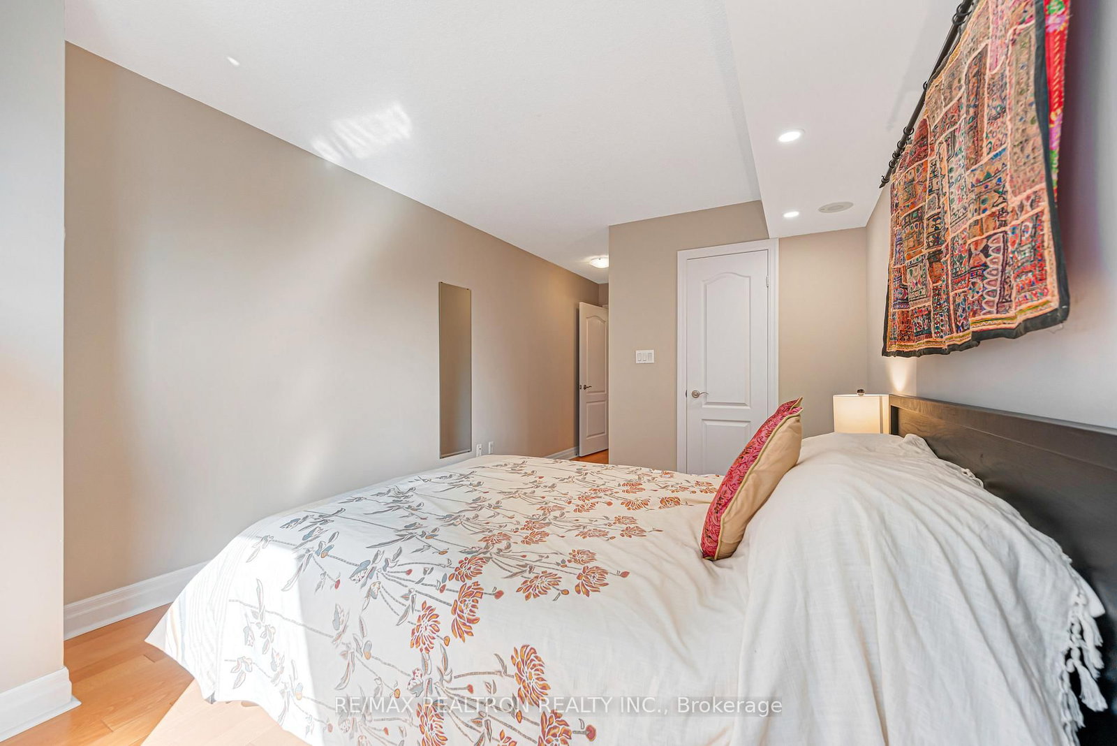 188 Doris Avenue • #515 • Toronto, ON photo 24
