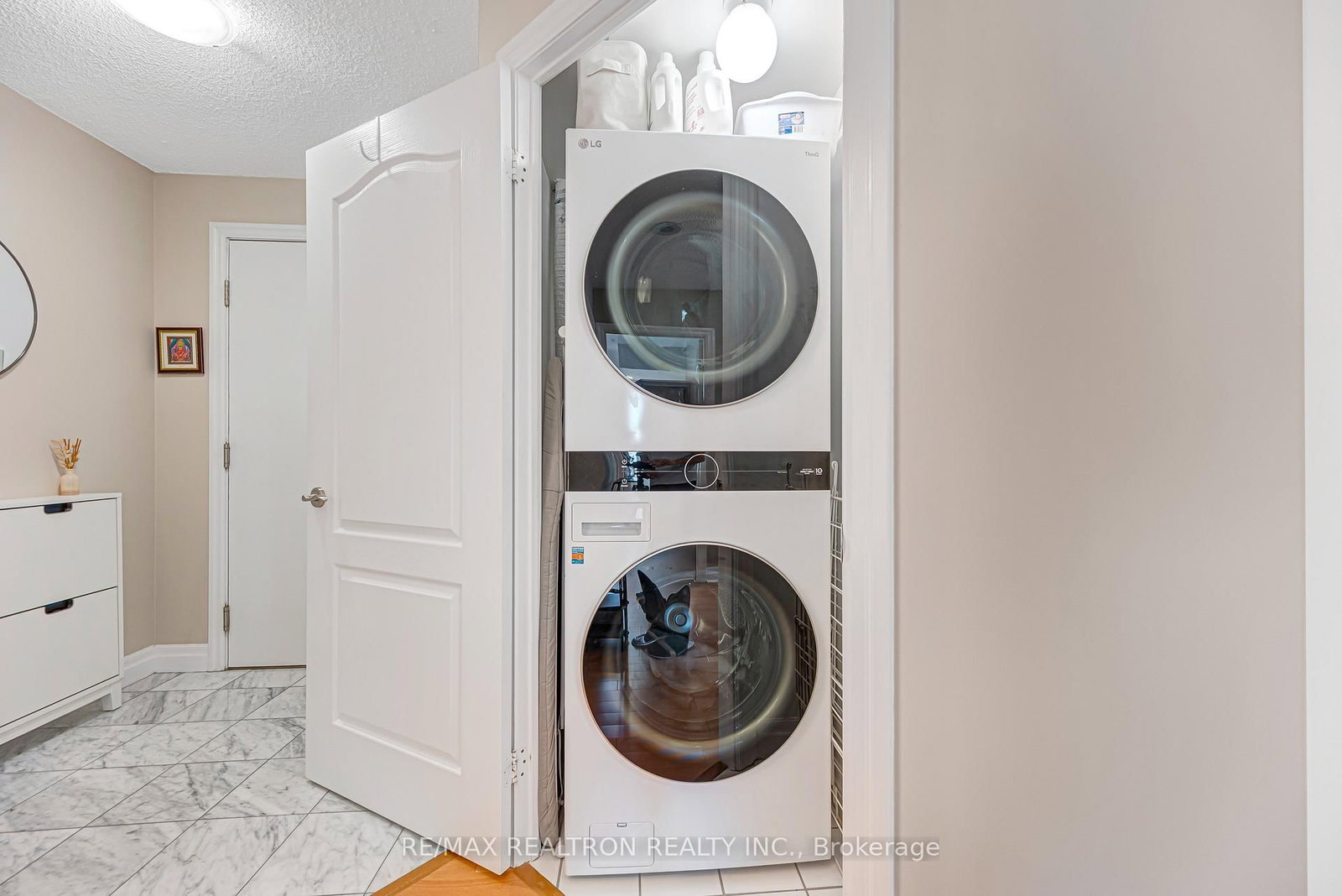 188 Doris Avenue • #515 • Toronto, ON photo 34