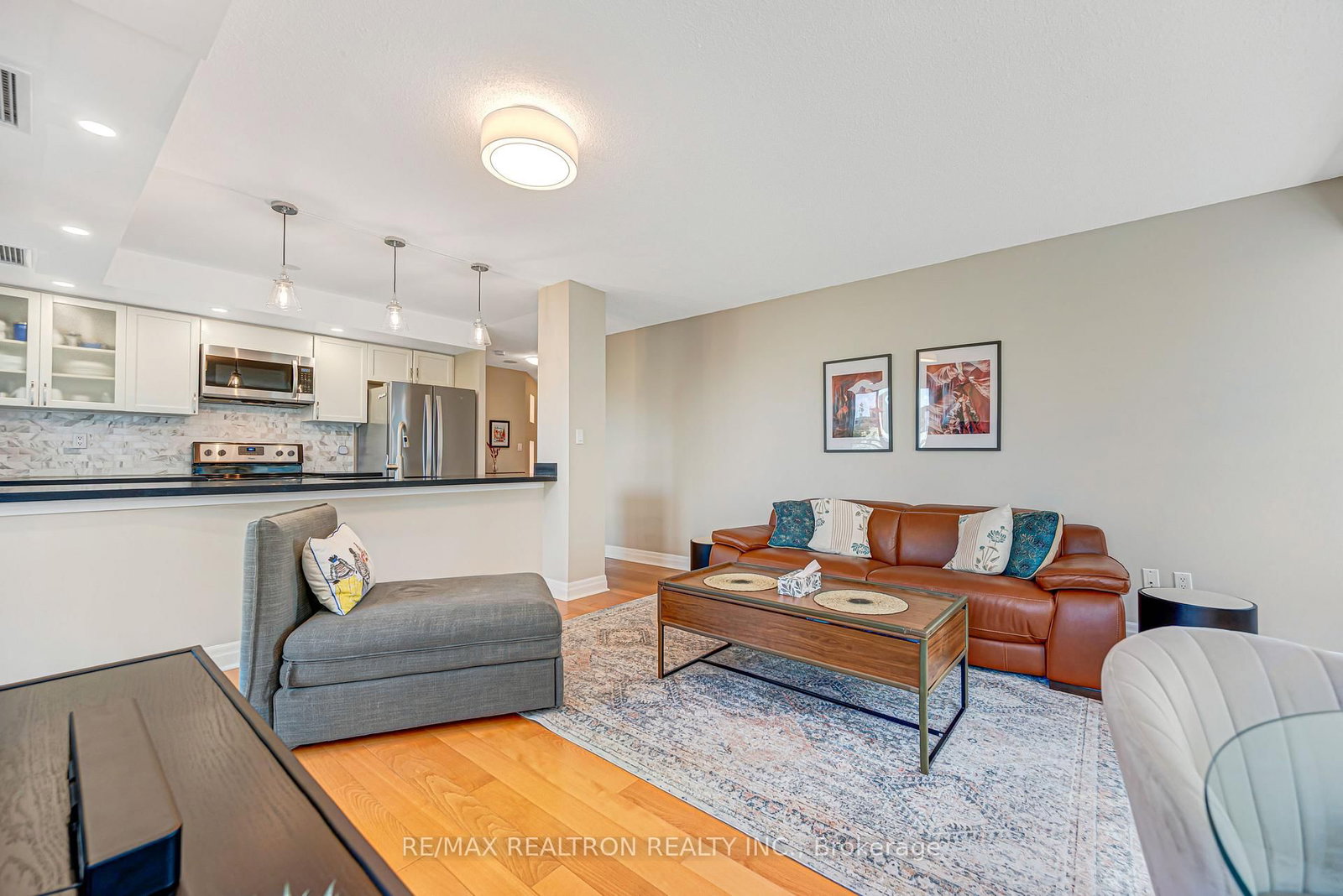 188 Doris Avenue • #515 • Toronto, ON photo 8