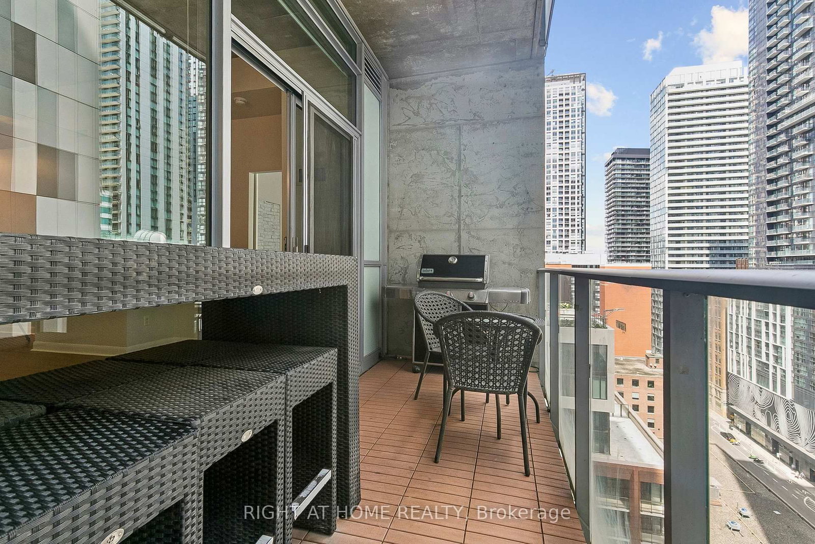 375 King Street W • #1606 • Toronto, ON photo 26
