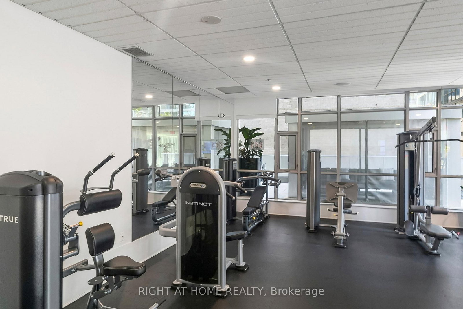 375 King Street W • #1606 • Toronto, ON photo 28