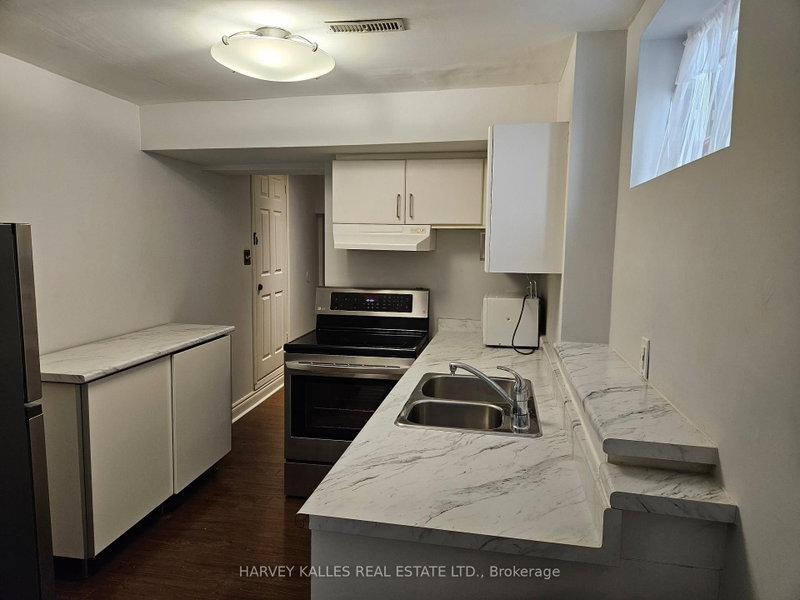 Lower - 85 Lanark Avenue