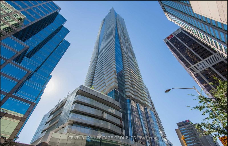 4011 - 1 Bloor Street E