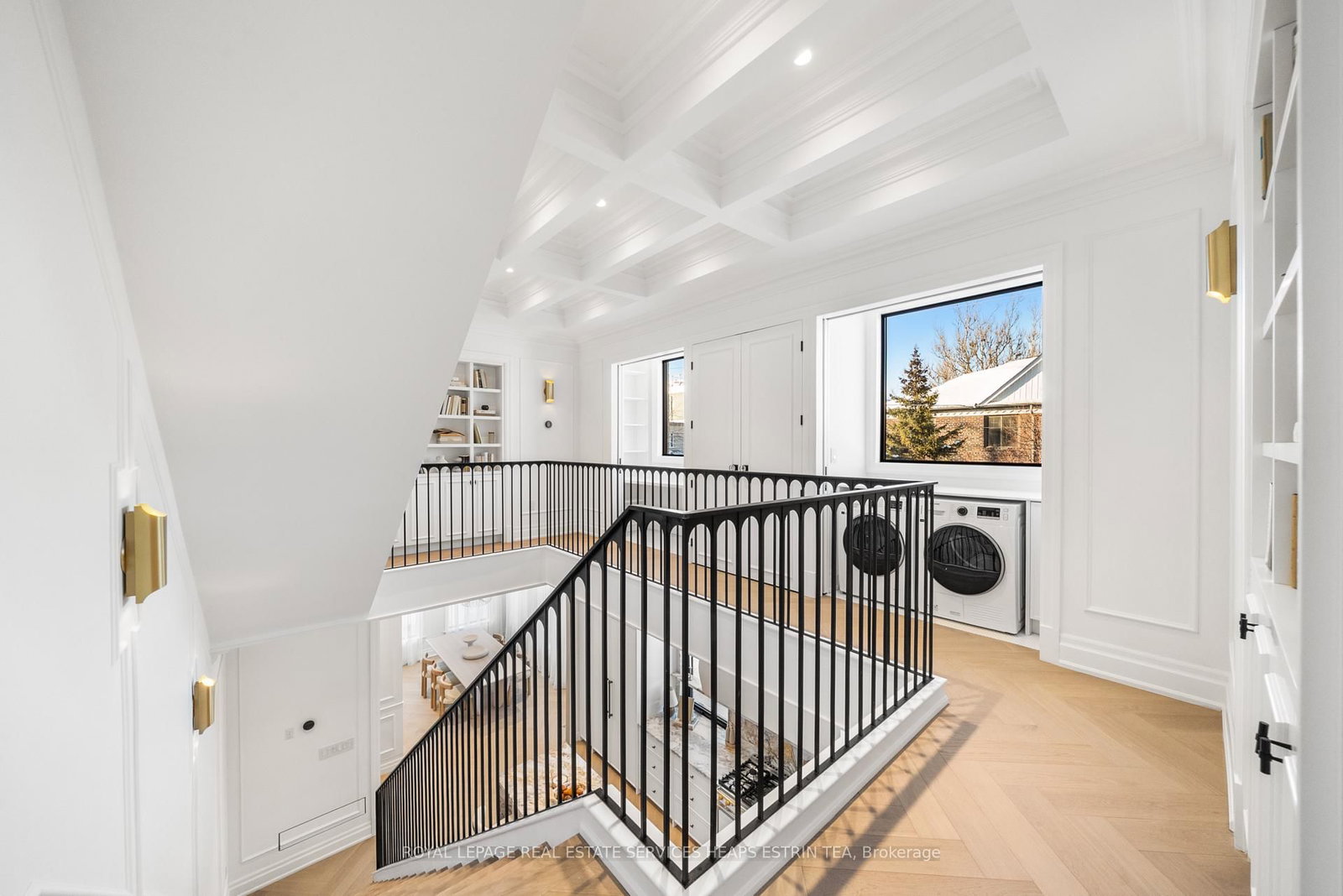 23 Lippincott Street • Toronto, ON photo 16