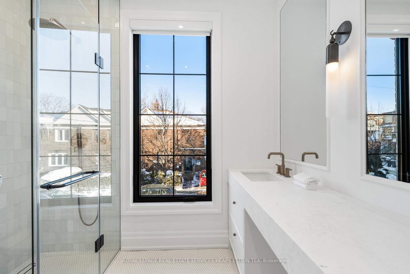 23 Lippincott Street • Toronto, ON photo 26