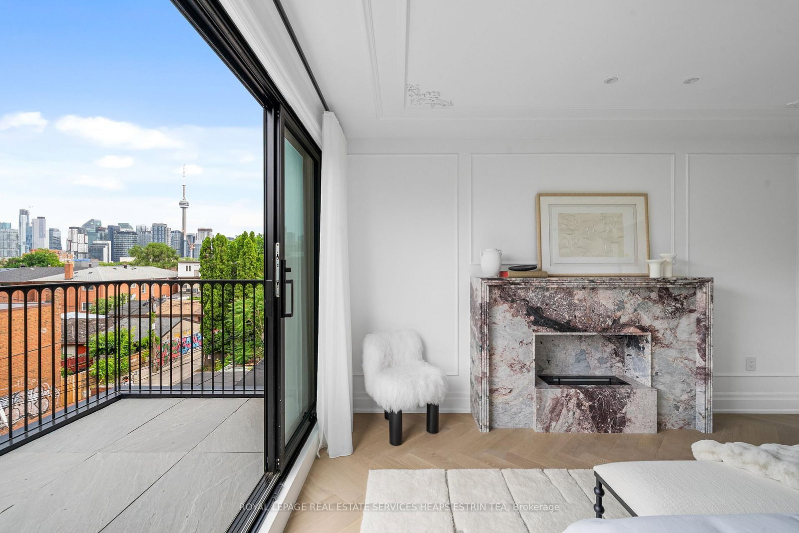 23 Lippincott Street • Toronto, ON photo 37