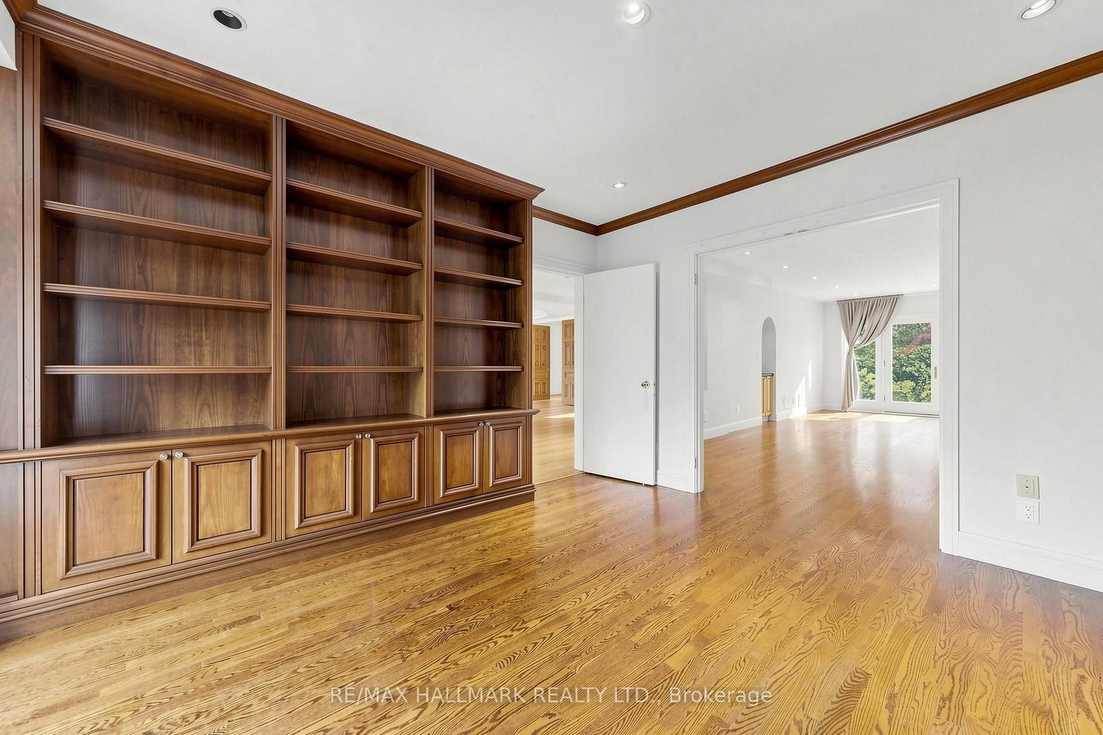 40 Donino Avenue • Toronto, ON photo 13