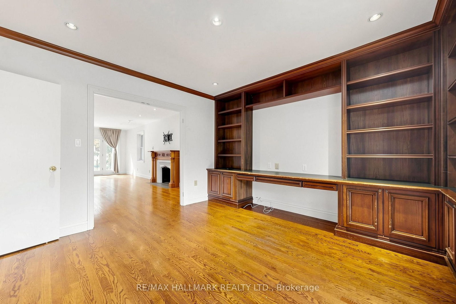 40 Donino Avenue • Toronto, ON photo 14
