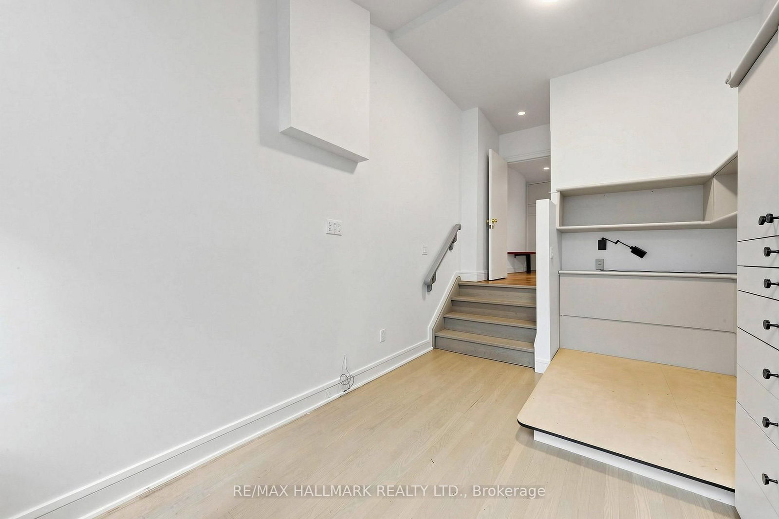 40 Donino Avenue • Toronto, ON photo 20