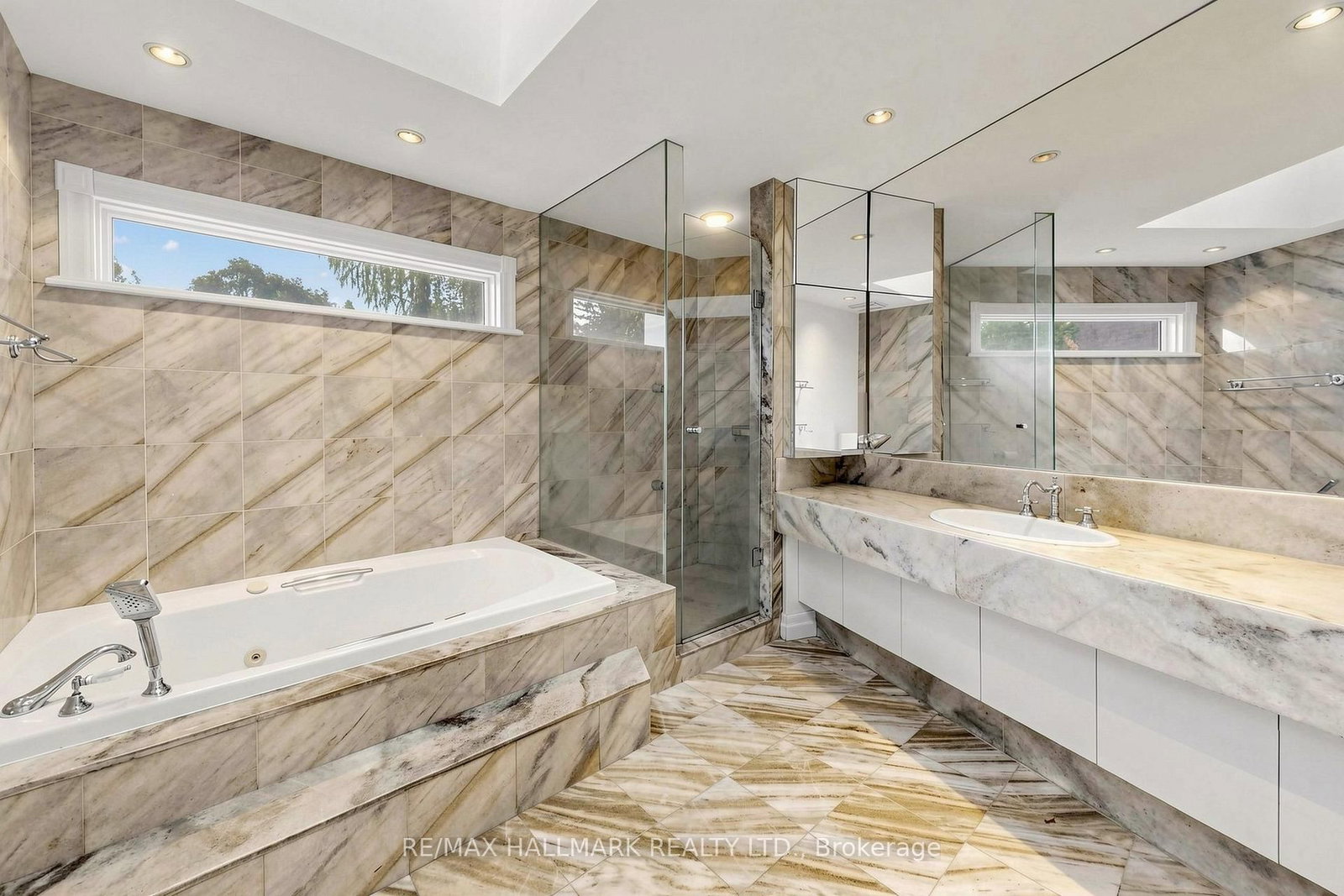 40 Donino Avenue • Toronto, ON photo 29