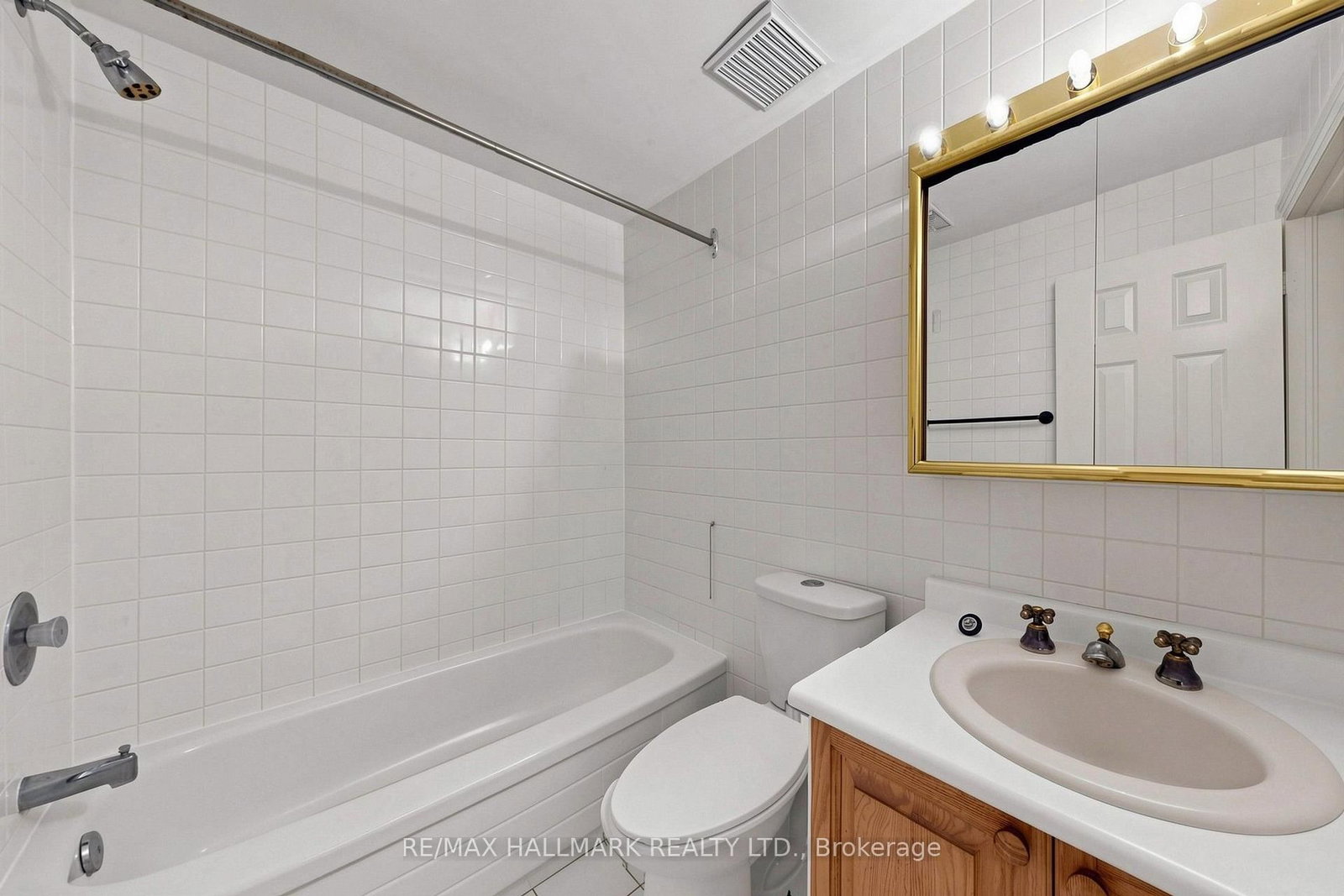 40 Donino Avenue • Toronto, ON photo 38