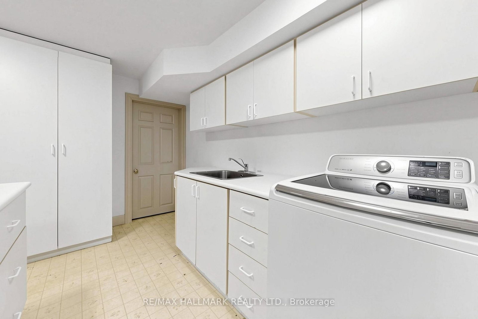 40 Donino Avenue • Toronto, ON photo 42