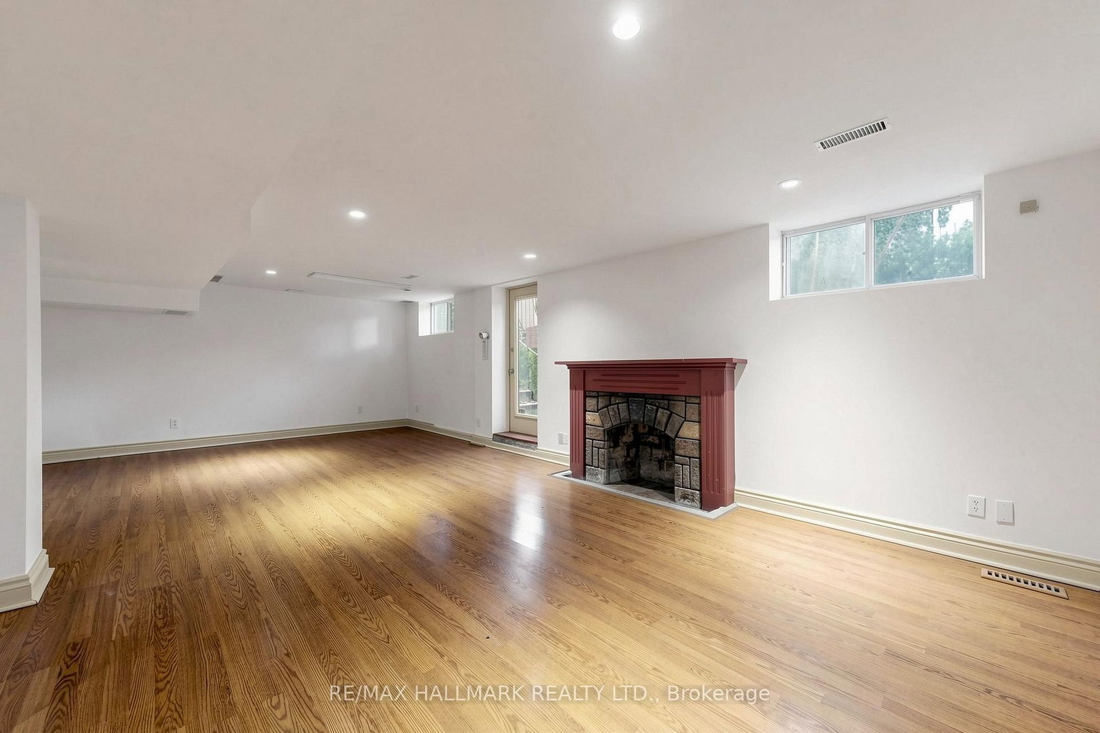 40 Donino Avenue • Toronto, ON photo 48