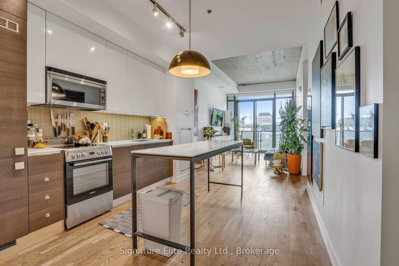 8 Dovercourt Road • #402 • Toronto, ON photo 4