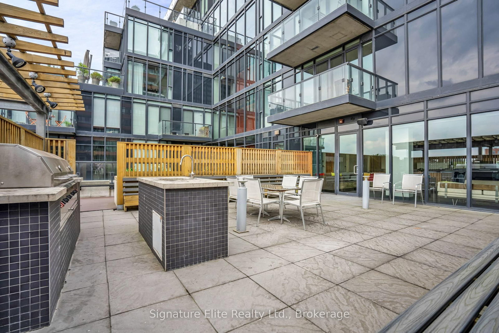 8 Dovercourt Road • #402 • Toronto, ON photo 47